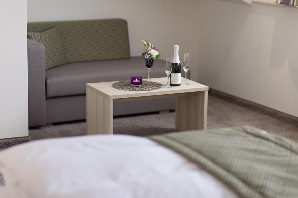 Hotel-Restaurant Birkenhof Bad Soden-Salmünster Eksteriør billede