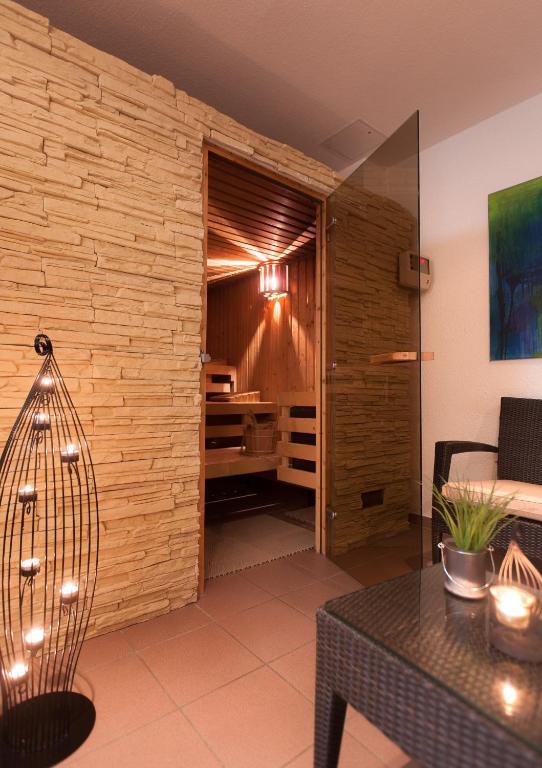 Hotel-Restaurant Birkenhof Bad Soden-Salmünster Eksteriør billede