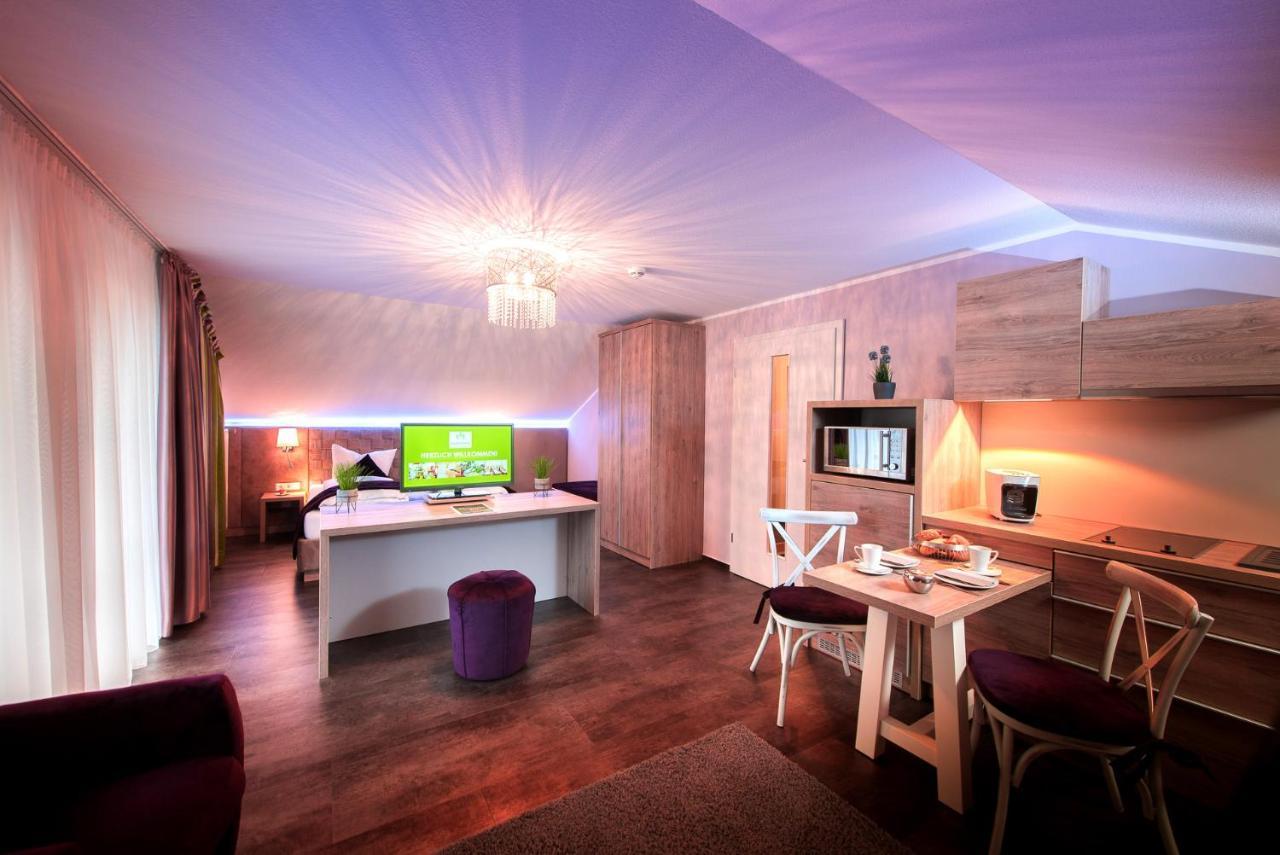 Hotel-Restaurant Birkenhof Bad Soden-Salmünster Eksteriør billede